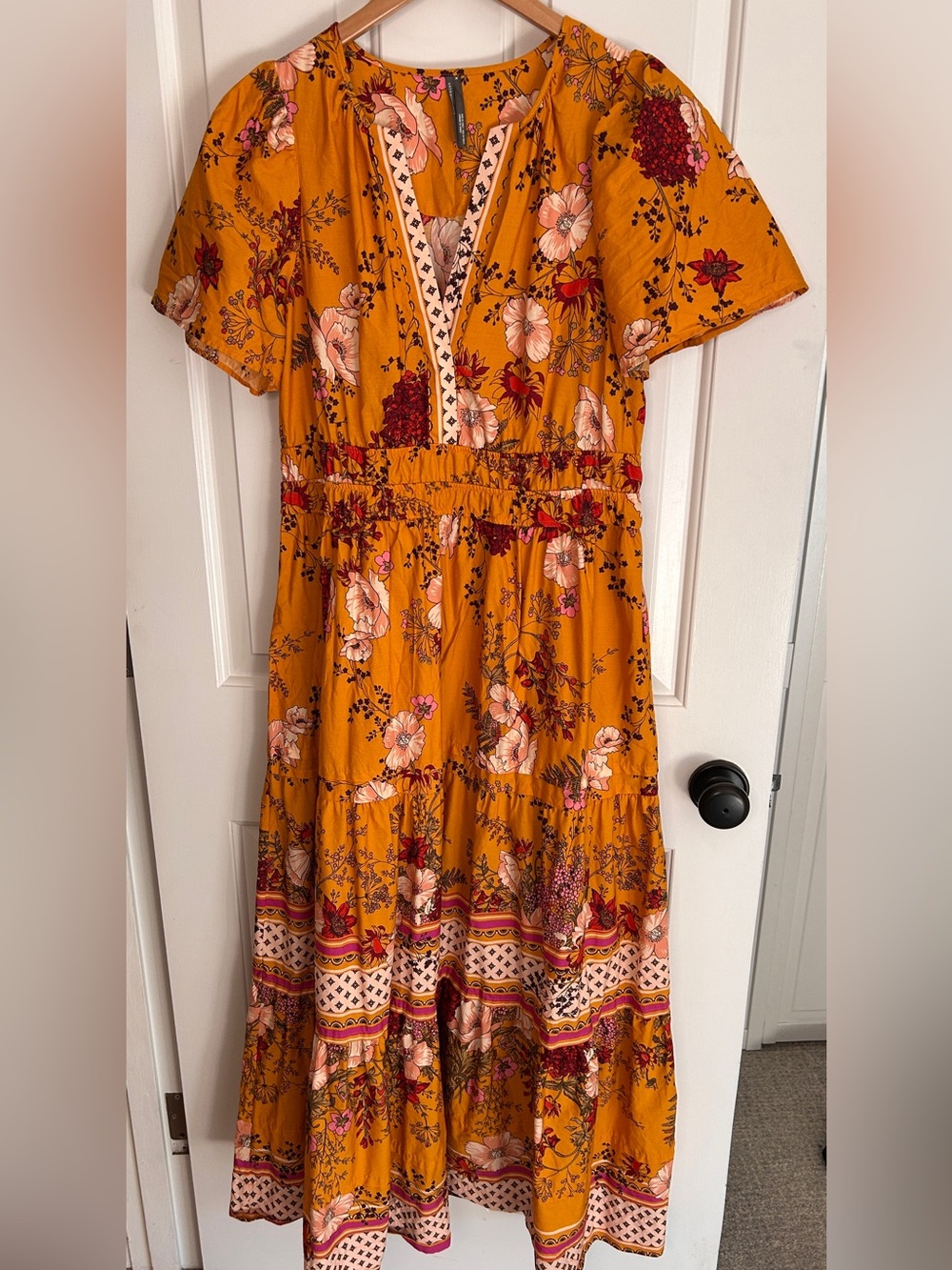 Anthropologie Somerset Maxi Dress - Size Medium - Gold Floral